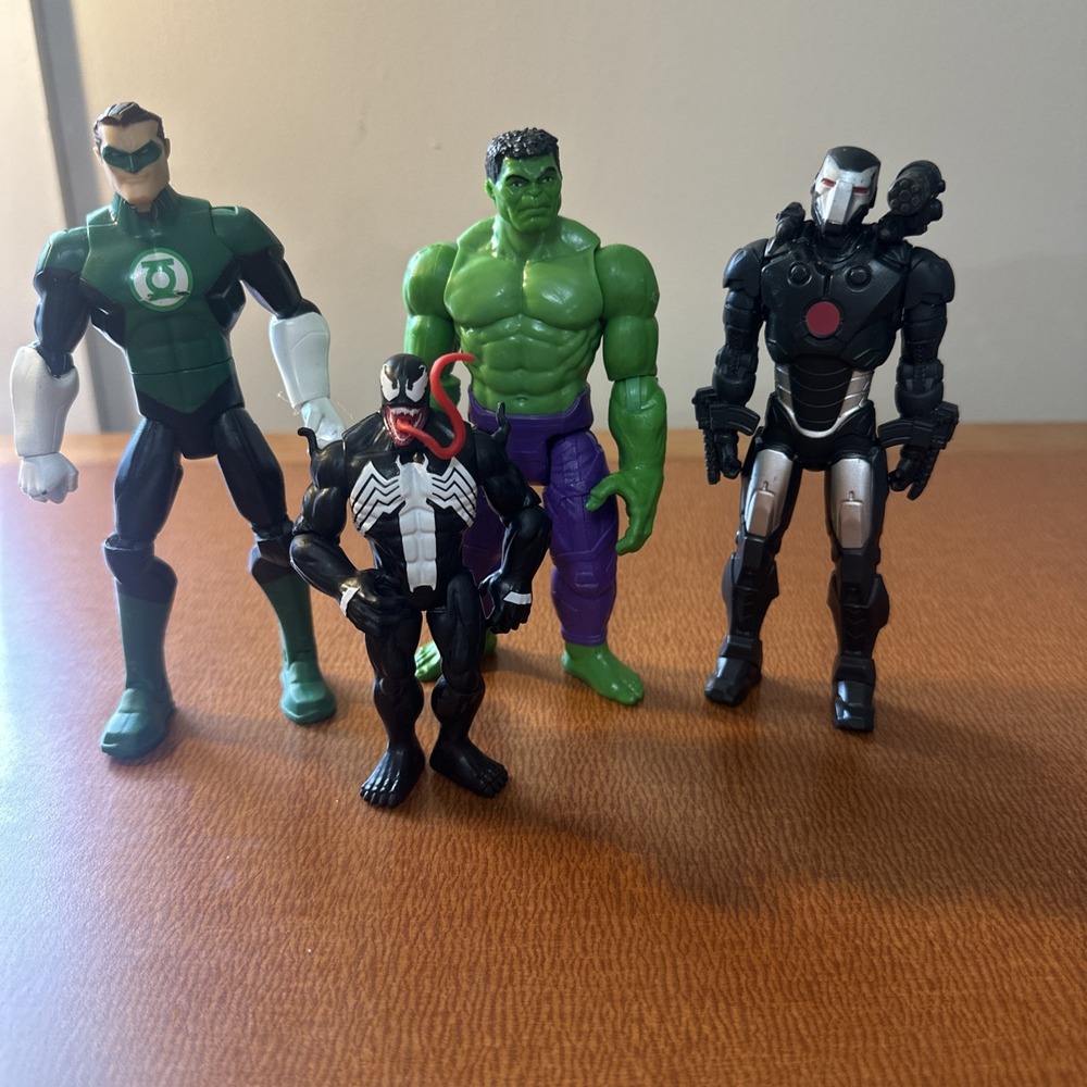 Mattel/Hasbro DC Marvel Action Figures: Green Lantern, Hulk,‎ War Machine, Venom